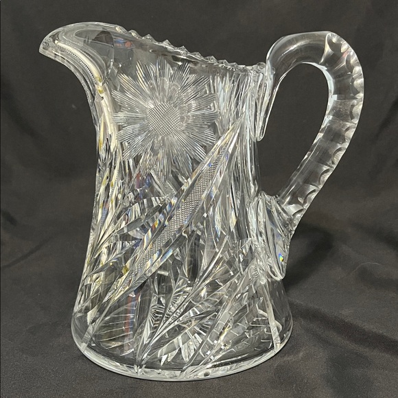 Pairpoint Other - ANTIQUE PAIRPOINT 8" DAISY HAND CUT CRYSTAL PITCHER - 24 PT. STAR CUT BOTTOM